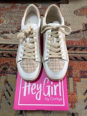 Hey Girl by Corkys Beige & White Casual Sneakers